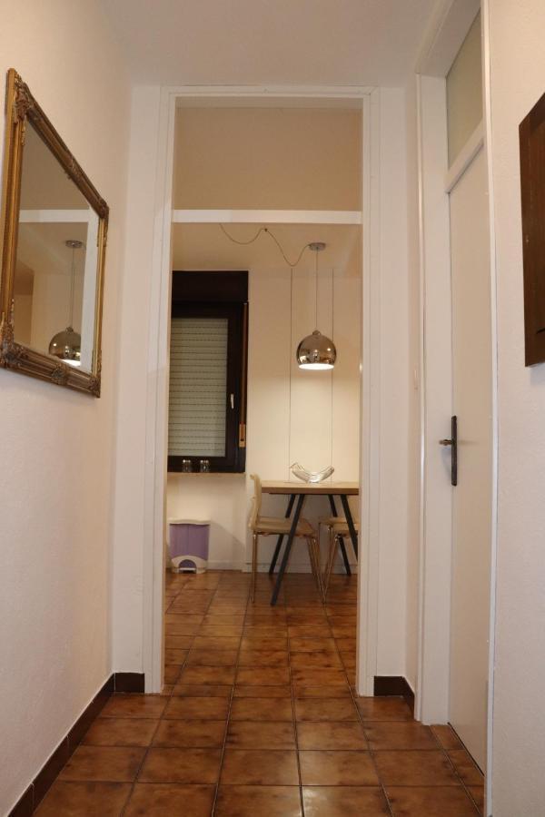 Apartments Zvezdica*** With Garden ザンブラティヤ エクステリア 写真